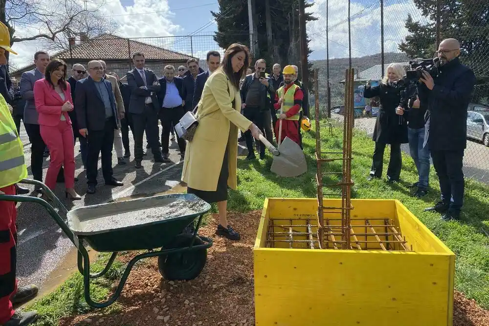 U školu s neispunjenim obećanjima: OŠ „Mrkojevići“ još bez sportske hale koja je trebalo davno da bude izgrađena