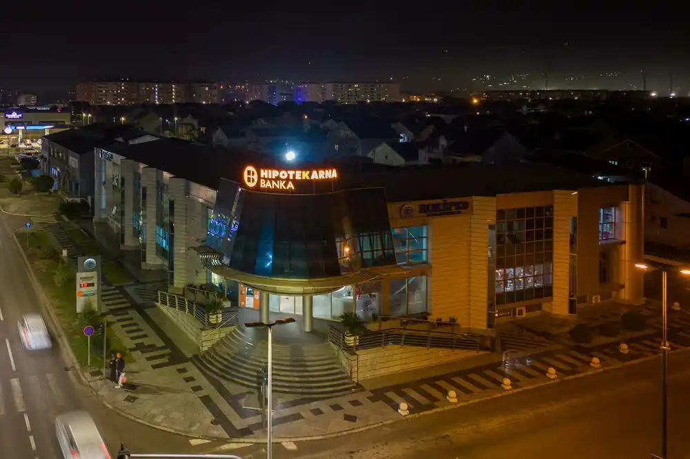 Hipotekarna banka: Produženo radno vrijeme namijenjeno klijentima koji su obavezni da ažuriraju dokumentaciju