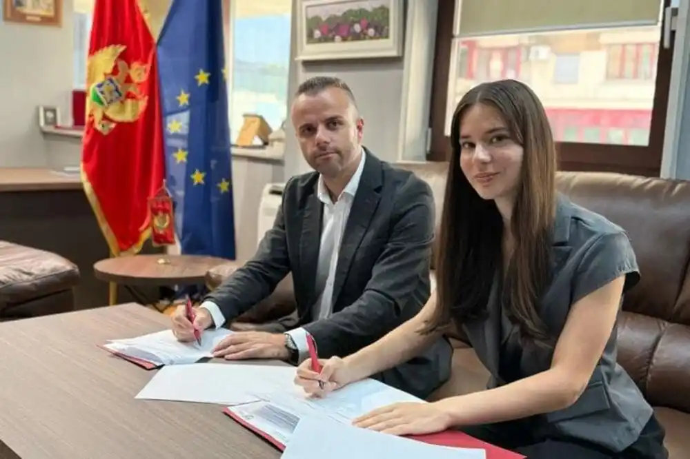 Memorandum o saradnji Ministarstva dijaspore i Organizacije crnogorskih studenata u inostranstvu
