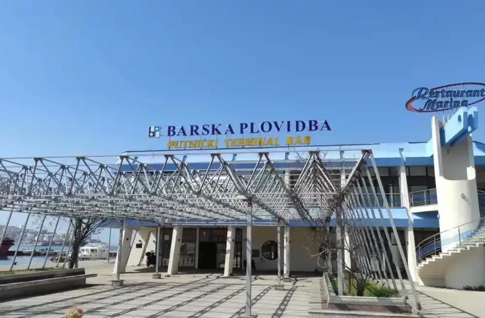 Mihailović: SDT će se proglasiti nenadležnim za prodaju Barske plovidbe; Vukčević: Da ste prodavali privatnu imovinu da li bi odbili veću ponudu?