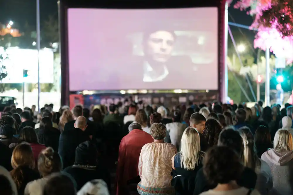 Ministarstvo ljudskih i manjinskih prava: Prekid projekcije filma na albanskom jeziku grubo kršenje ljudskih prava