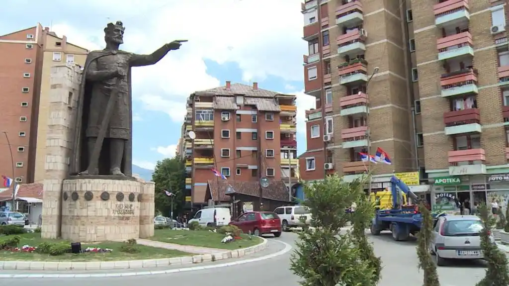Kurti zatvorio „Službeni glasnik“ u Sjevernoj Mitrovici