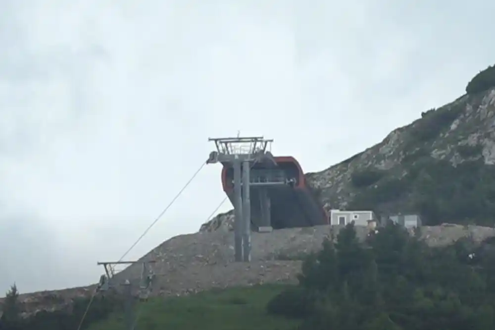Novi pucnji s Kosova na crnogorsko skijalište Hajla-Štedim: Nadležni ćute o bezbjednosnim incidentima