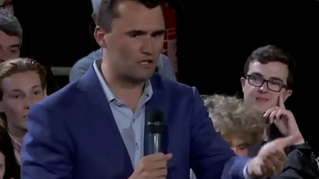 Objavljen SNIMAK bijega OSUMNJIČENOG za ubistvo Čarlija Kirka