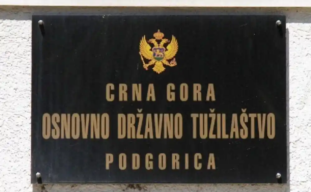 Optužnica zbog nedozvoljenog držanja i nošenja oružja i eksplozivnih materija