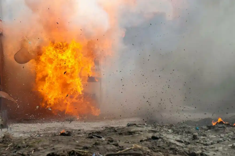 Pakistan: U eksploziji bombe stradalo 11 ljudi, sumnja se da je riječ o samoubilačkom napadu