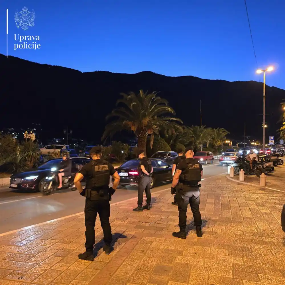 Pojačana policijska kontrola u Budvi Kotoru i Tivtu