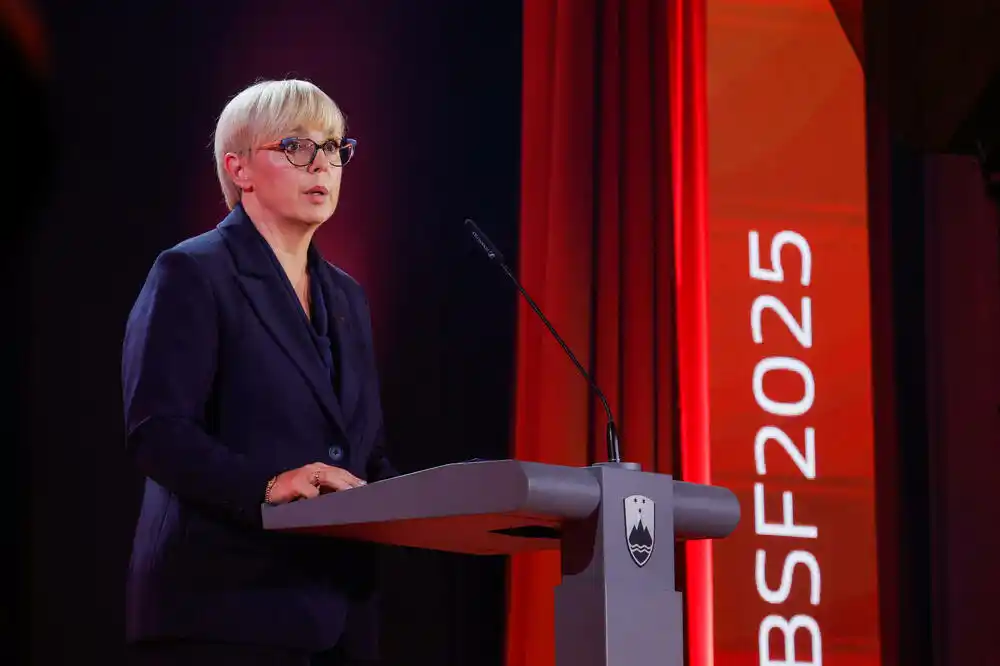 Predsjednica Slovenije: Svim srcem podržavam slobodu izražavanja u Srbiji