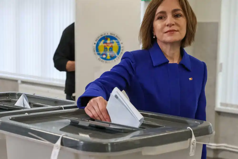Proevropska vlada Moldavije nadomak većine na presudnim izborima