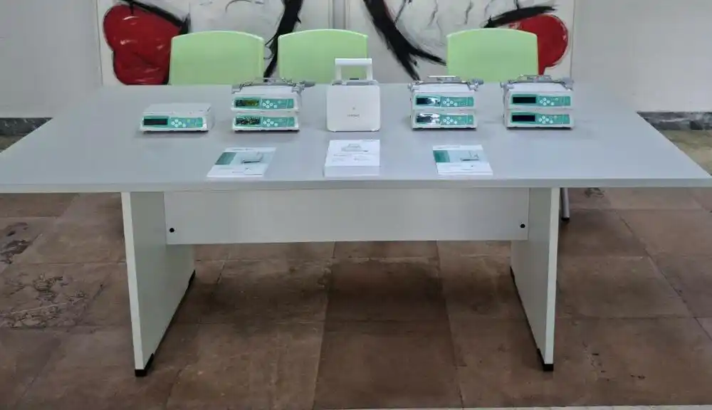 Rotari klub Podgorica: Medicinska oprema vrijedna 17.000 eura donirana Institutu za bolesti djece