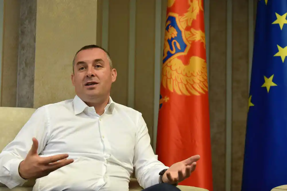 Šćekić najavio osnivanje Pokreta narodnog povjerenja