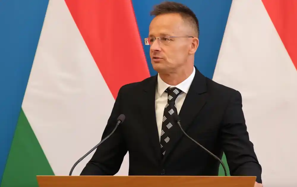 Sijarto: Brojni evropski lideri žele da ometaju mirovne napore u Ukrajini
