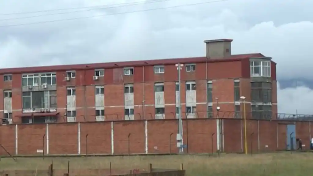 U istražnom zatvoru štrajkuje 93 PRITVORENIKA, od njih 74 GLADUJE