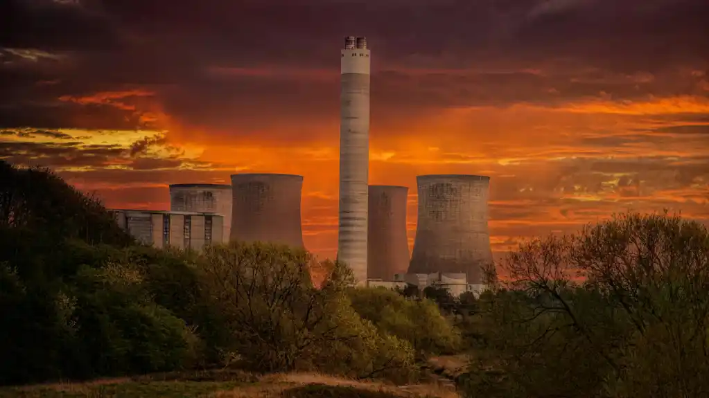 Ukrajina napala Zaporošku nuklearnu elektranu