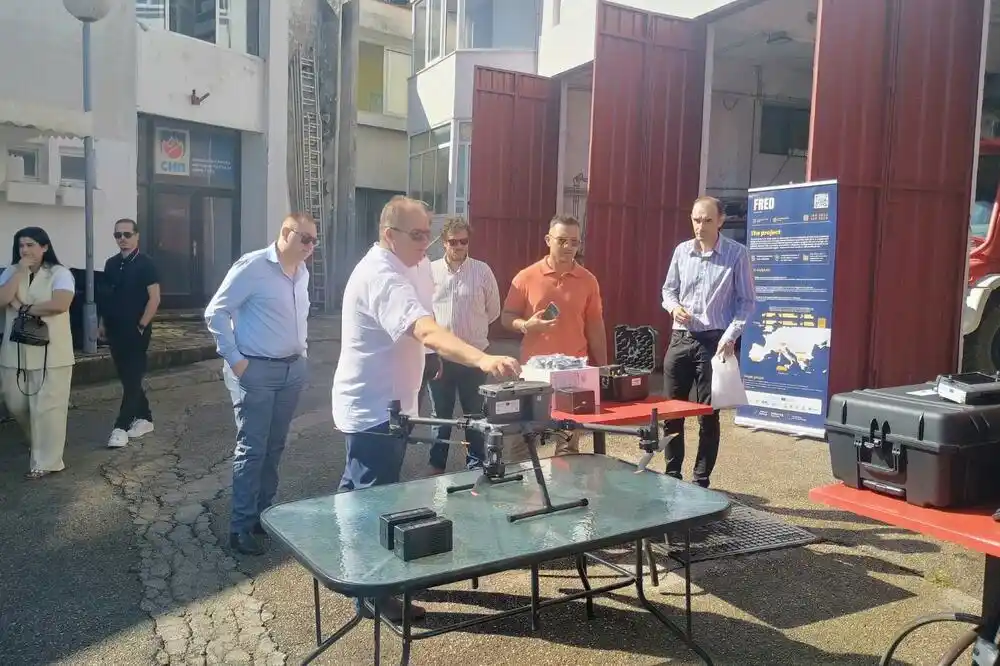 Ulcinjskim vatrogascima moćni dron za obračun sa požarima