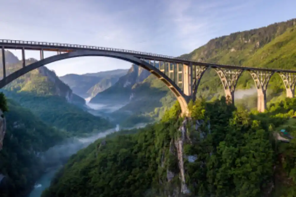 Žabljak priprema postavku i film posvećen neimarima mosta na Tari