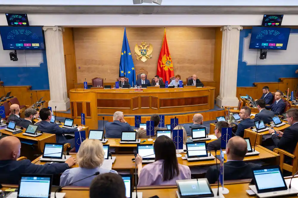 EU se pribojava da bi Crna Gora mogla da zakasni