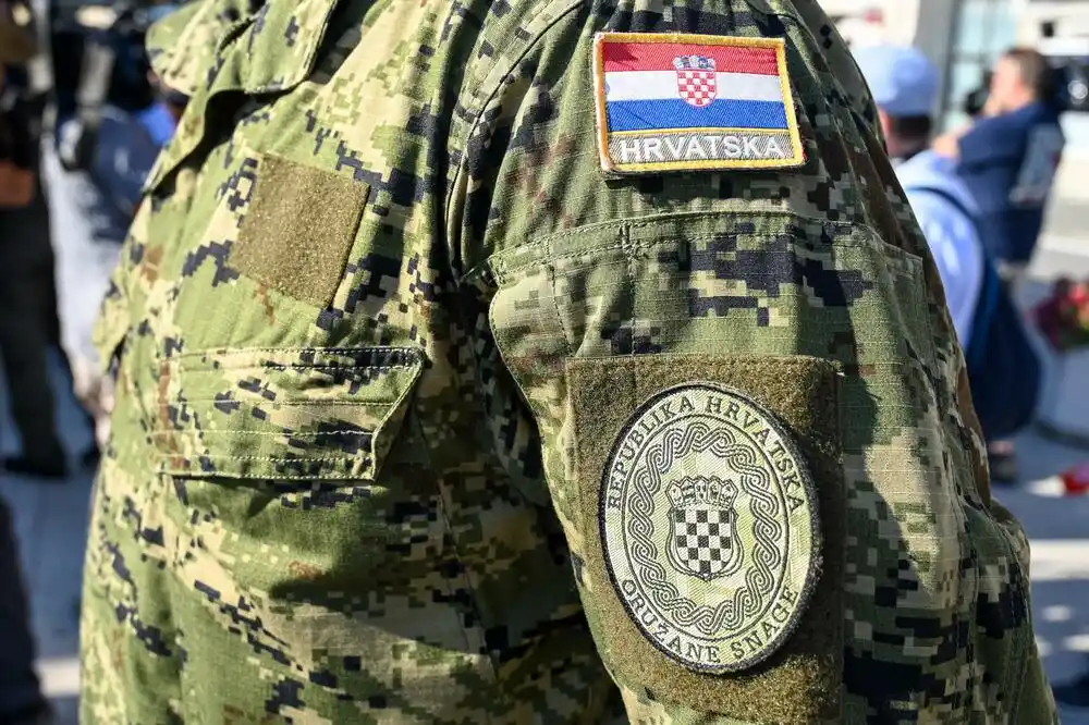 Hrvatski sabor izglasao uvođenje vojnog roka