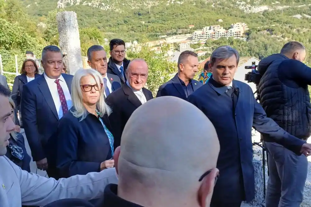Ibrahimović: Mračne ideologije nisu poražene; Grlić Radman: Moraju se uknjižiti vlasnici kojima je oduzeta imovina