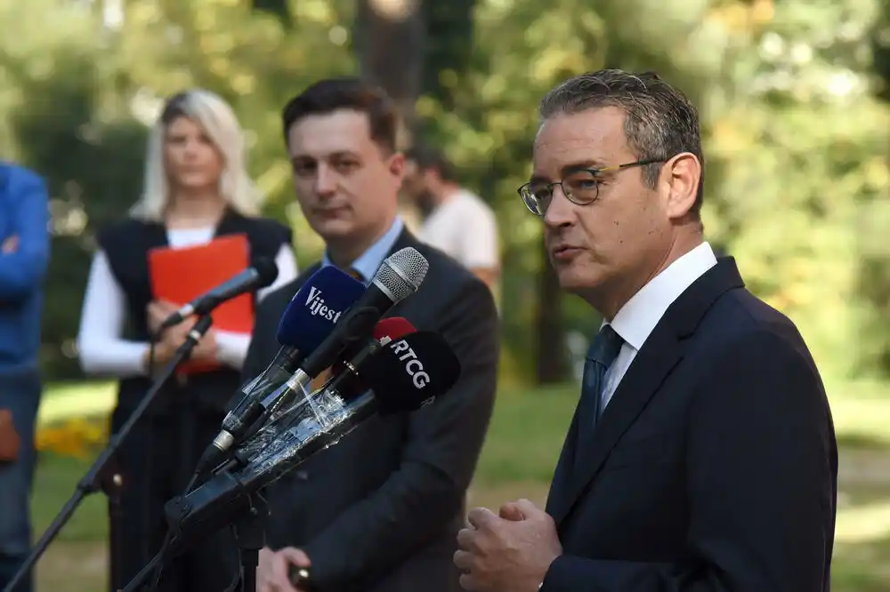 Kalkavan: Ono što je spriječeno, mnogo je veće od onog što se dogodilo; Marunović: Crna Gora se obrukala