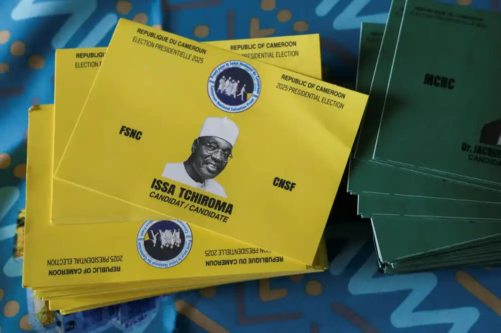 Kamerun: Opozicioni kandidat proglasio pobjedu na izborima dvije nedjelje prije najavljenih rezultata
