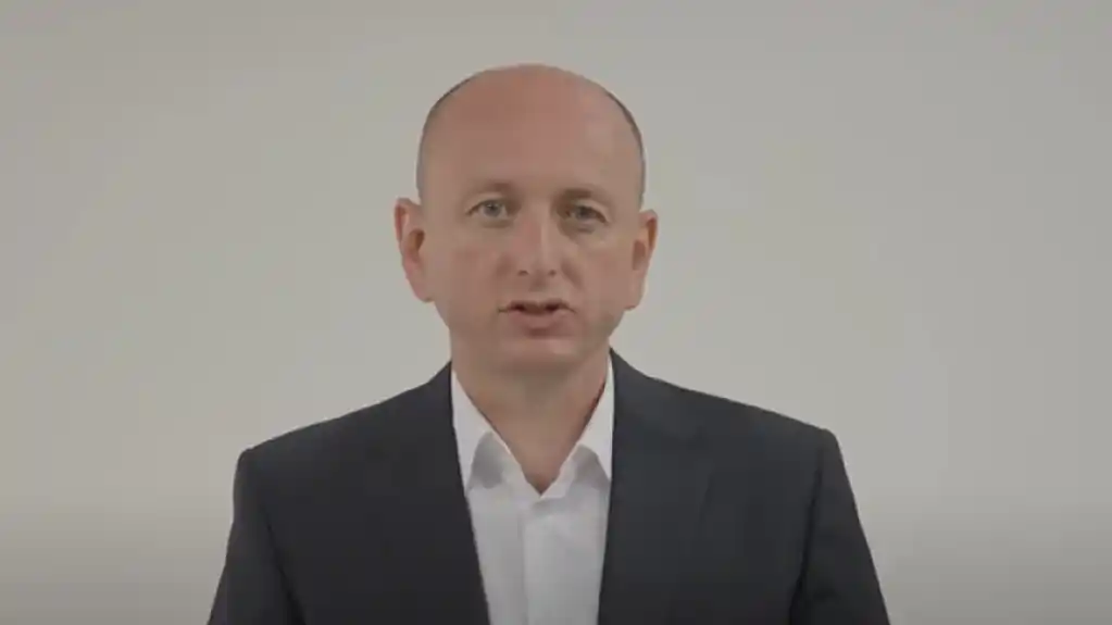 Knežević: Da je sreće, i da je Crne Gore, danas bi se Grlić Radman plivajući vratio u lijepu njegovu
