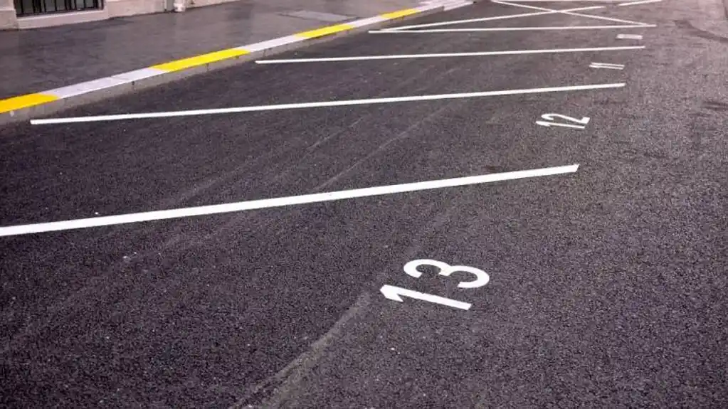 Opština Bar: Privremena ZABRANA parkiranja na parking prostoru kod Doma učenika