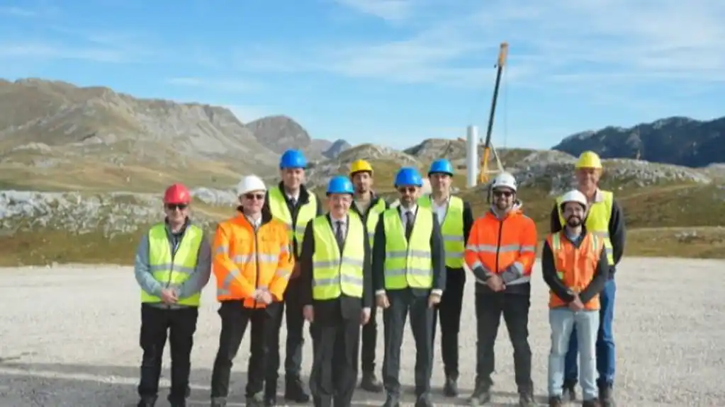 POČELA MONTAŽA  vjetroturbina na VE „Gvozd“, prisustvao ambasador Njemačke u Crnoj Gori