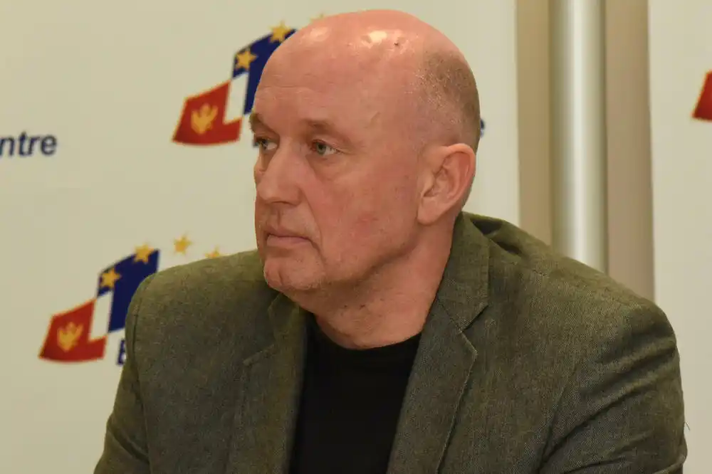 Proruski uticaj kruni podršku EU i NATO-u
