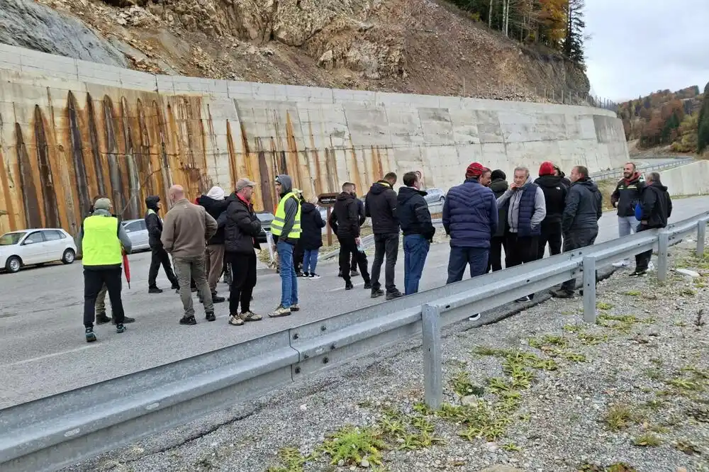 Radnici Ski centra Kolašin 1600 radikalizovali protest: Osam dana bez reakcije nadleženih