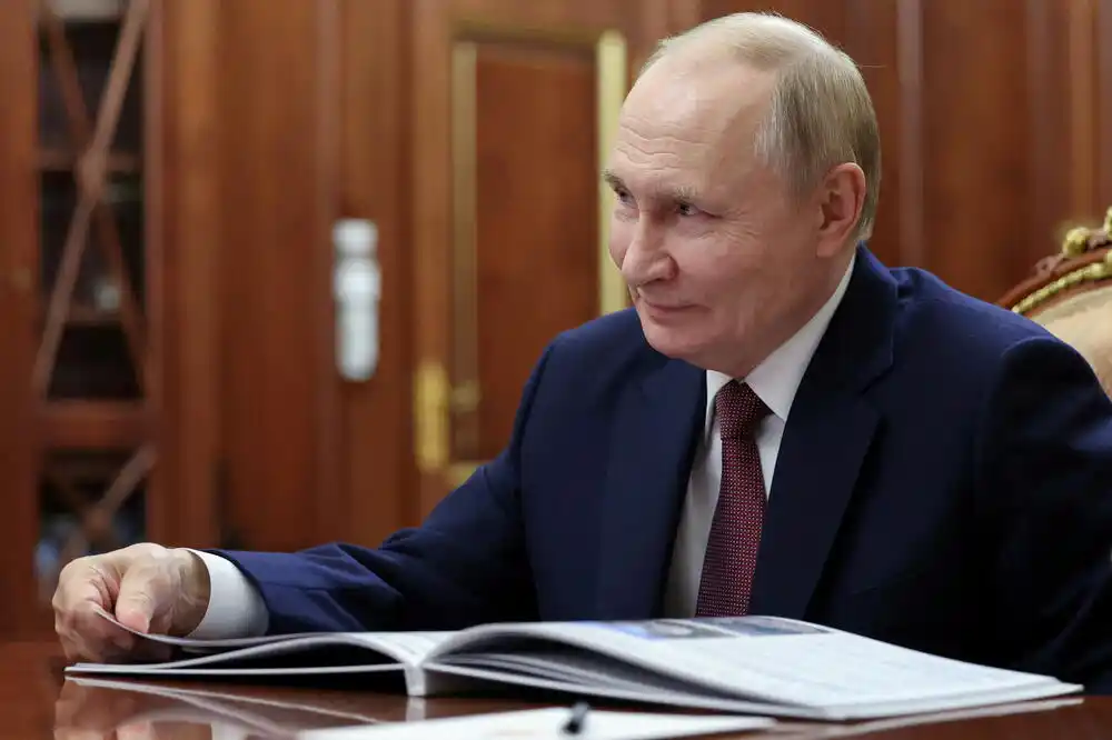 Rusija održala nuklearne vojne vježbe nakon odlaganja samita Putin-Tramp