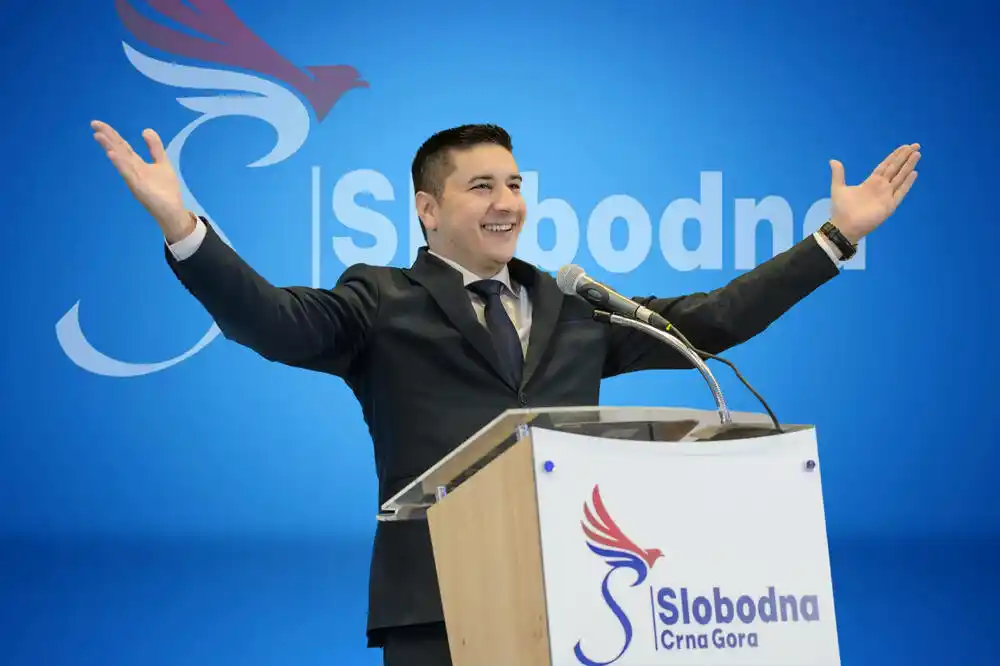 Slobodna Crna Gora: Podrška Kadiću, najava njegove smjene nastavak trenda čistke Srba sa upravljačkih pozicija