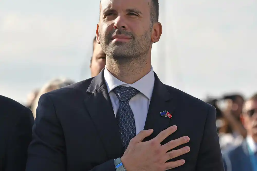 Spajić: Od 2026. besplatan roming prema EU za građane Crne Gore