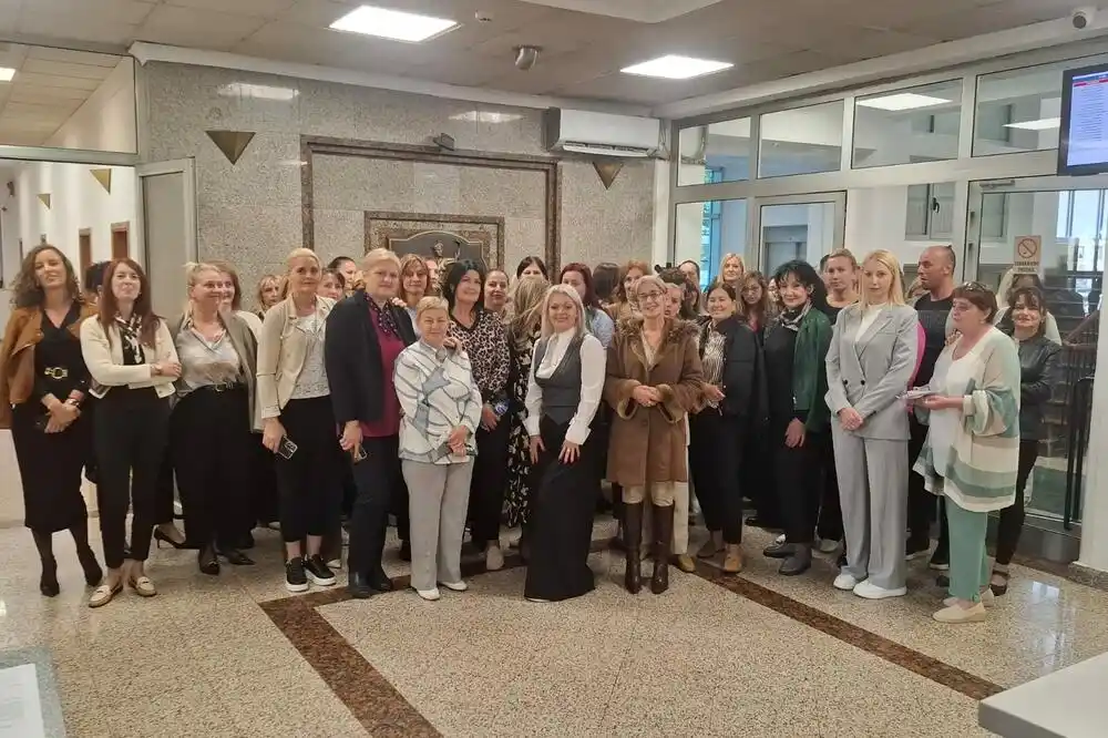 Štrajk upozorenja u Višem sudu: “Godinama ukazujemo na problem niskih zarada”