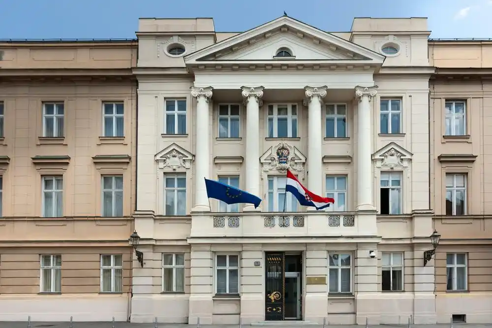 U Hrvatskoj oštre kritike revizionističkog skupa o Jasenovcu: To se ne radi u Saboru