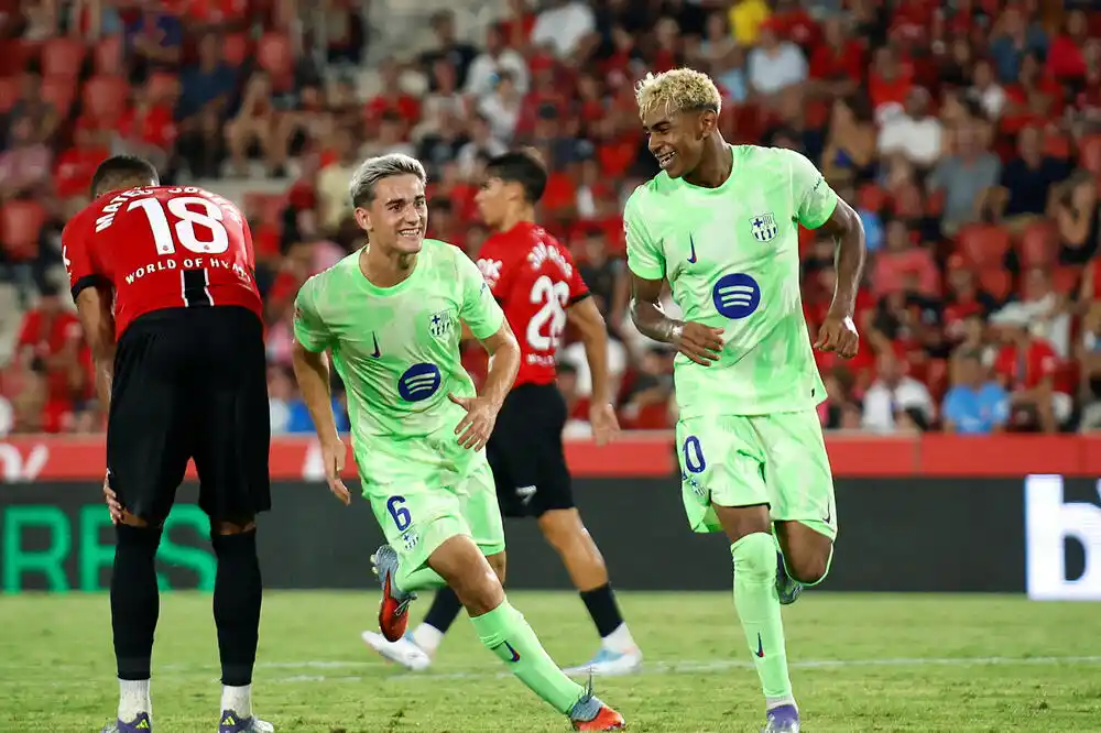 Uefa nije saglasna, ali daje zeleno svjetlo za mečeve Barse i Milana na drugim kontinentima