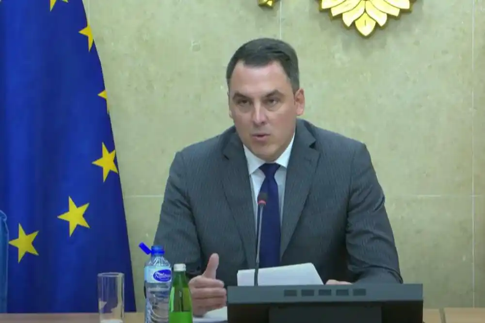 Vuković se izvinio zbog rječnika koji je koristio u prepisci s Mijajlovićem