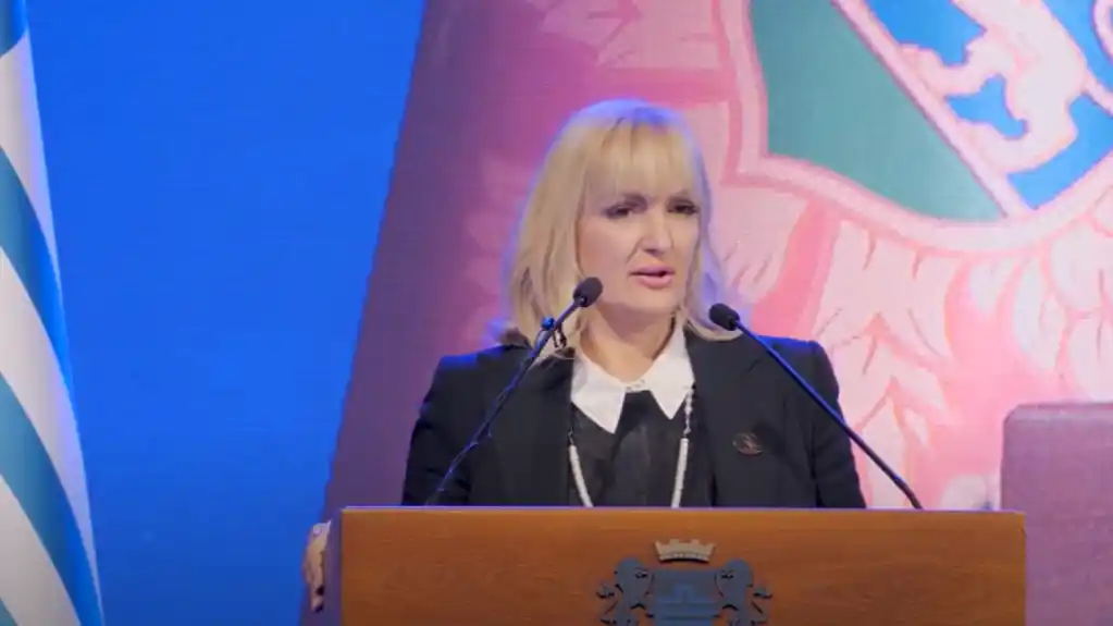 Borovinić-Bojović: Očekujem da će opozicija PODRŽATI  podizanje spomen-ploče Amfilohiju i Đečeviću