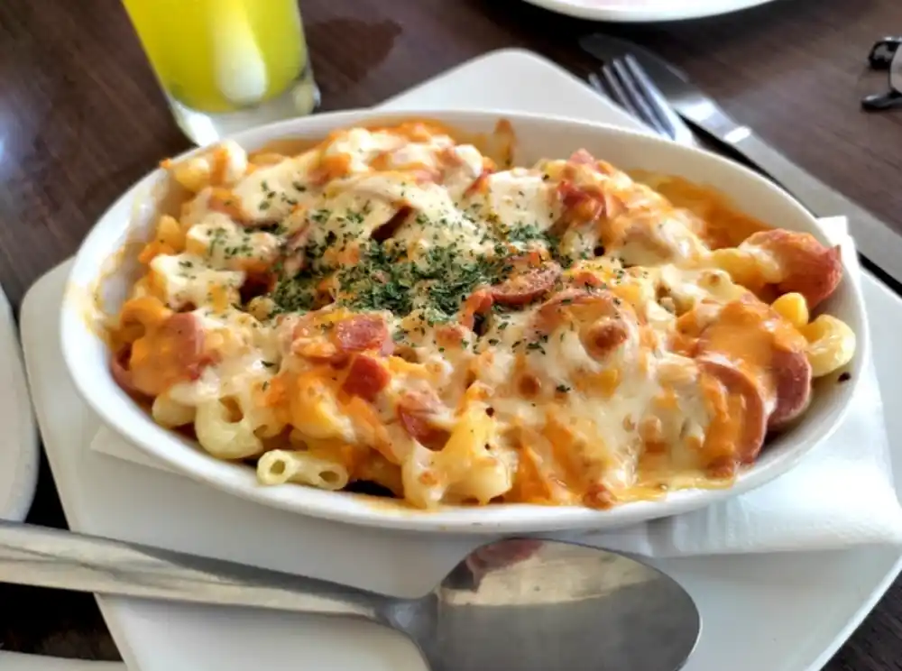 Brze makarone sa sirom iz rerne: Savršen obrok za 20 minuta