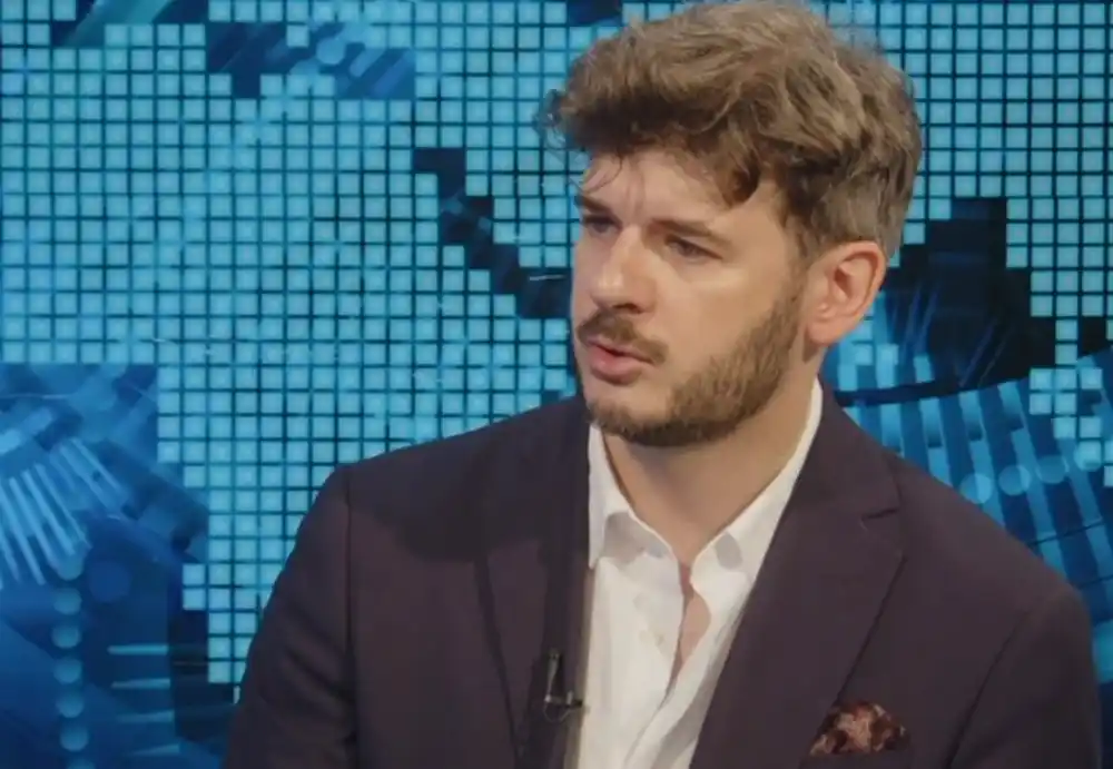 Čarapić: Ako nema dogovora u parlamentu, građani treba da odluče o otvorenim listama