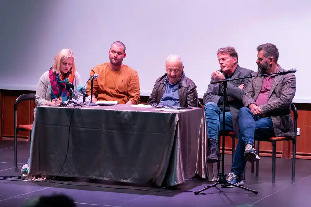 CDE: Vlast mještanima Buljarice nudi samo dvije opcije – da prodaju zemljište ili da im bude oduzeto