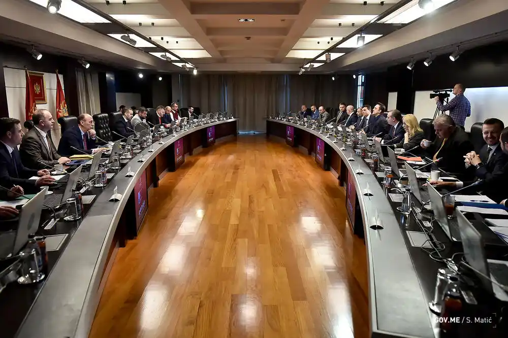 Do crnogorskog pasoša došlo 866 stranaca u okviru projekta ekonomskog državljanstva