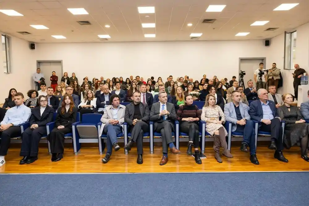 Dodijeljene nagrade najboljim studentima UCG; Božović: Univerziteti će biti ključni u odbrani ljudske inteligencije