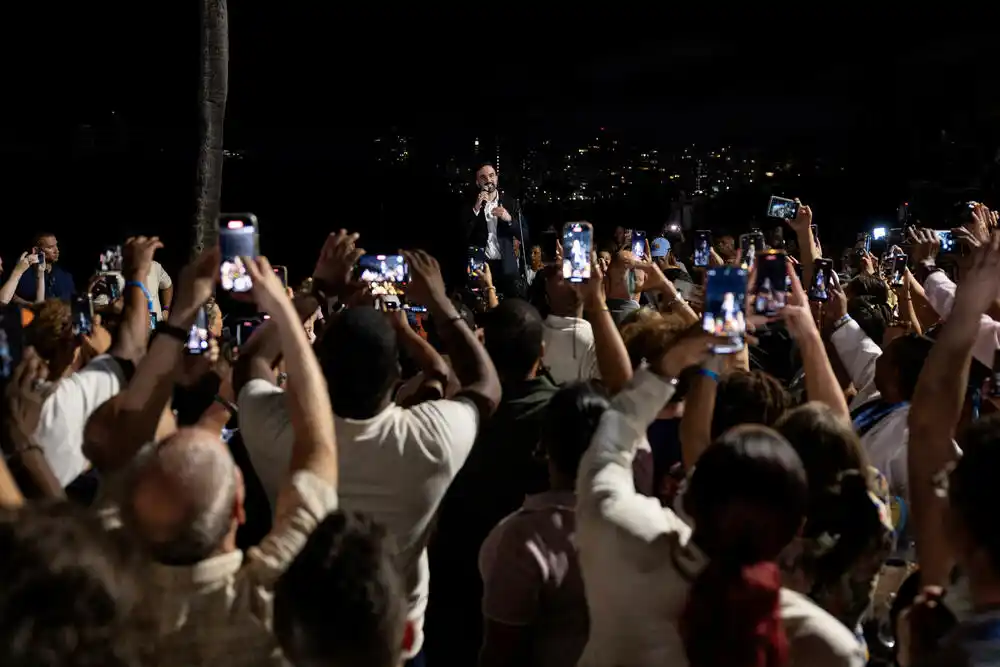 Dok demokrate slave, Tramp kuje plan za osvetu