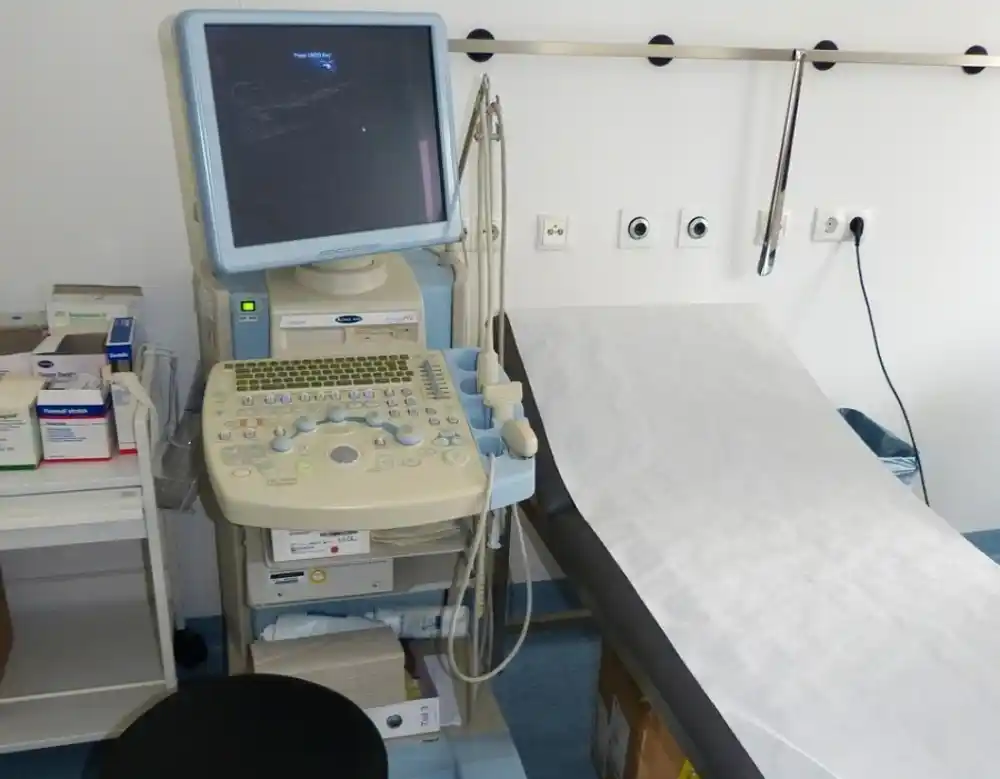 Dok tužilaštvo čeka nalaz vještaka, osumnjičeni ginekolog nesmetano radi