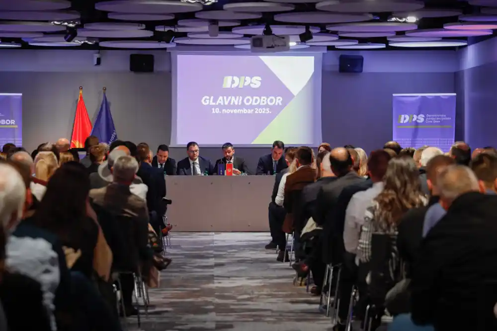 Glavni odbor DPS: Prof. dr Elvir Zvrko i Zoja Bojanić-Lalović novi članovi Predsjedništva