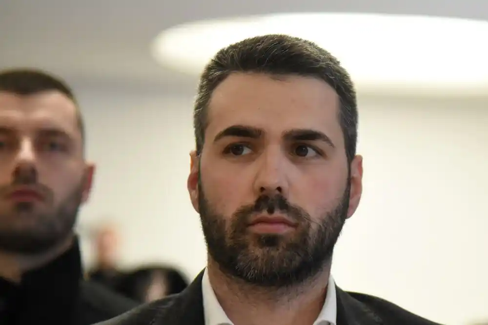 Institucije i dalje preferiraju ugovore o djelu