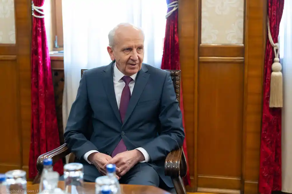 Lukašik: Pokušaji Podgorice da ubrza napredak Crne Gore ka EU smanjivanjem odnosa sa Rusijom su kontraproduktivni