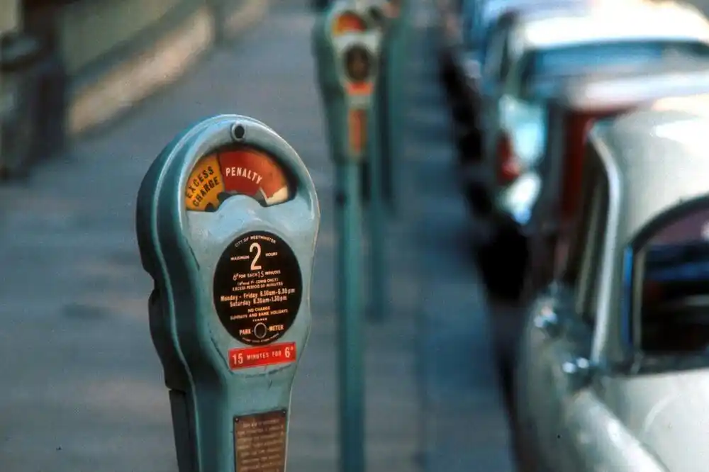 Njemačka: Inspektor i njegova supruga optuženi da su pronevjerili više od milion eura iz uređaja za naplatu parkinga