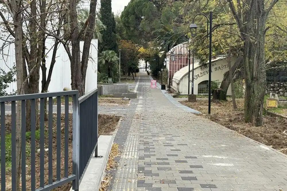 Novi izgled okoline Doma kulture u Baru